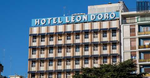 Il "Leon d'Oro" cambia volto: la storia dell'hotel di piazza Moro, il più antico di Bari